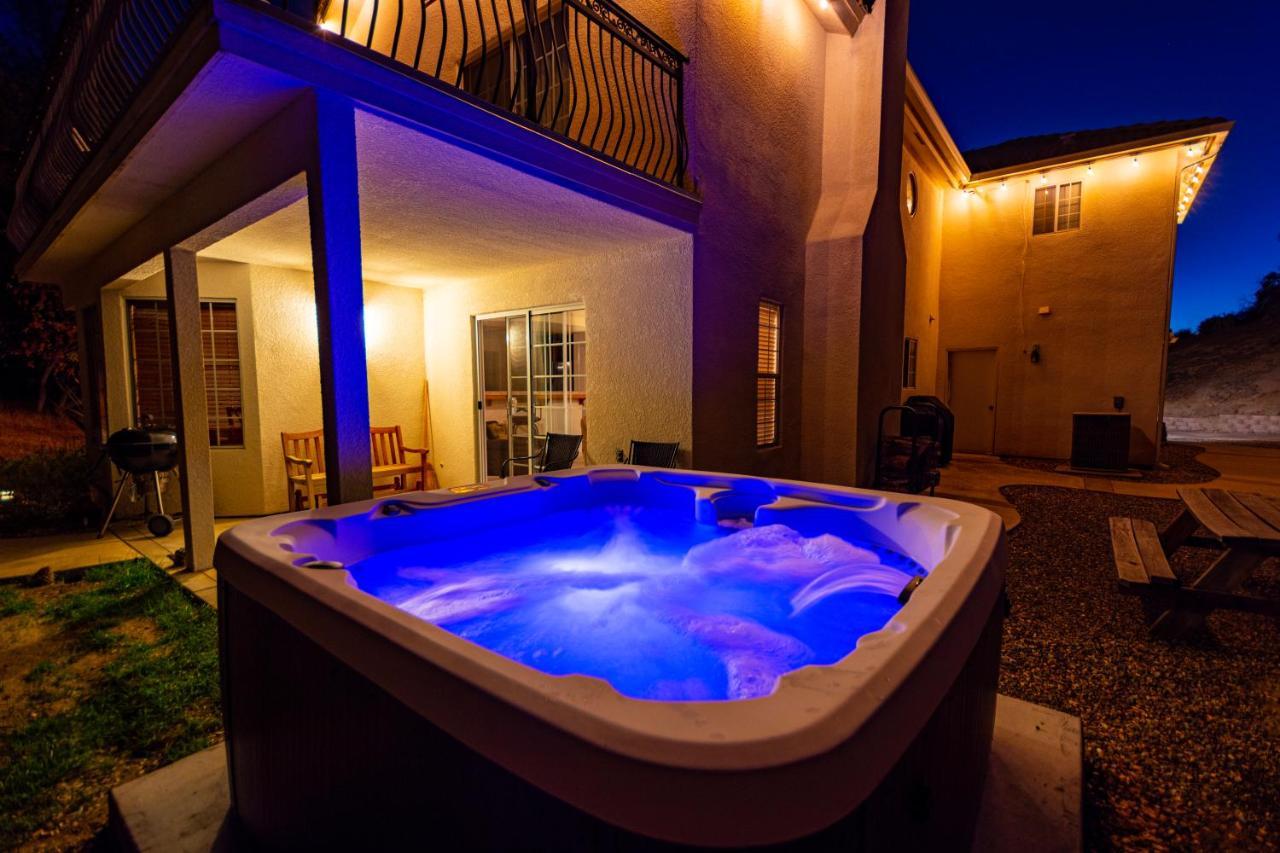 Mountain Majesty With Hot Tub, Pool Table, Generator, Ev Hookup * Oakhurst